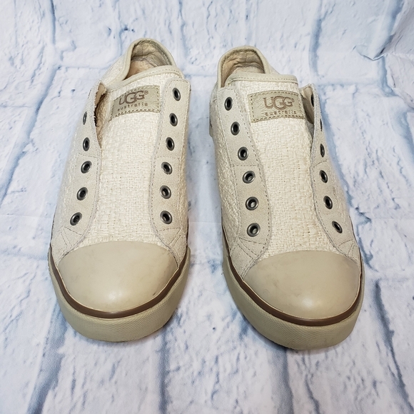 Ugg Laela heirloom slide on size 6 - Picture 3 of 10